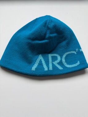 Arc'teryx Teal Knit Beanie with Logo
